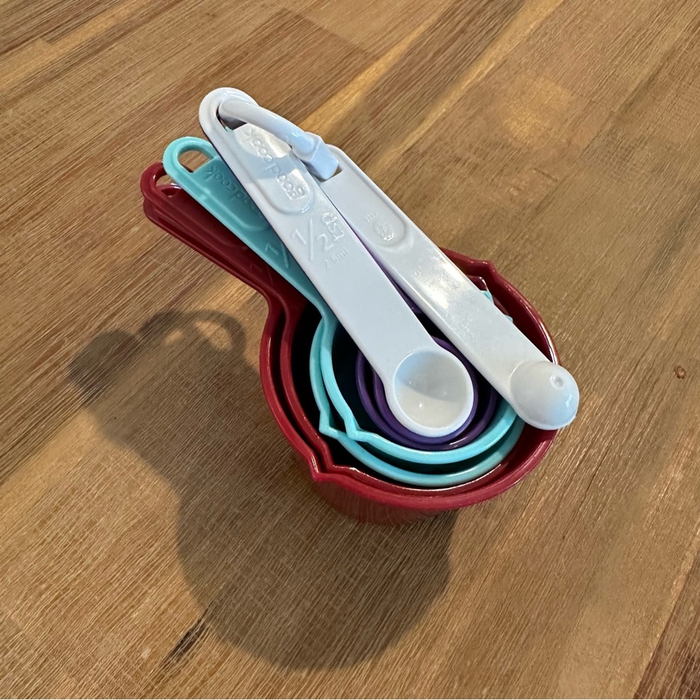 Nesting Measuring Cup Set - Colorful - Picture 5 of 7